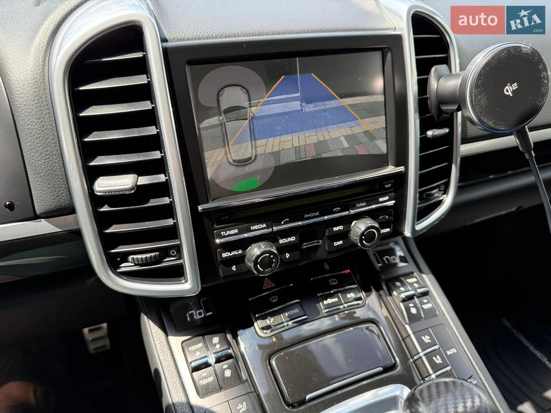 2013 Porsche Cayenne - мініатюра 2
