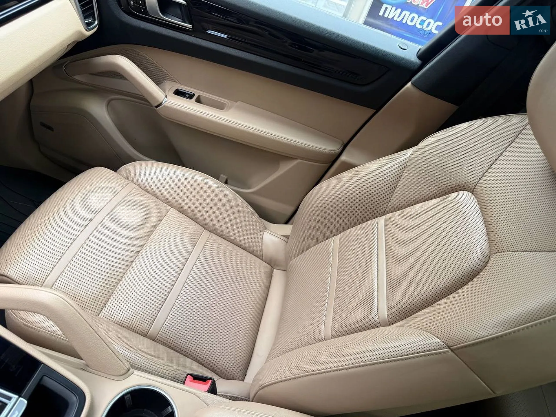 2018 Porsche Cayenne - мініатюра 25