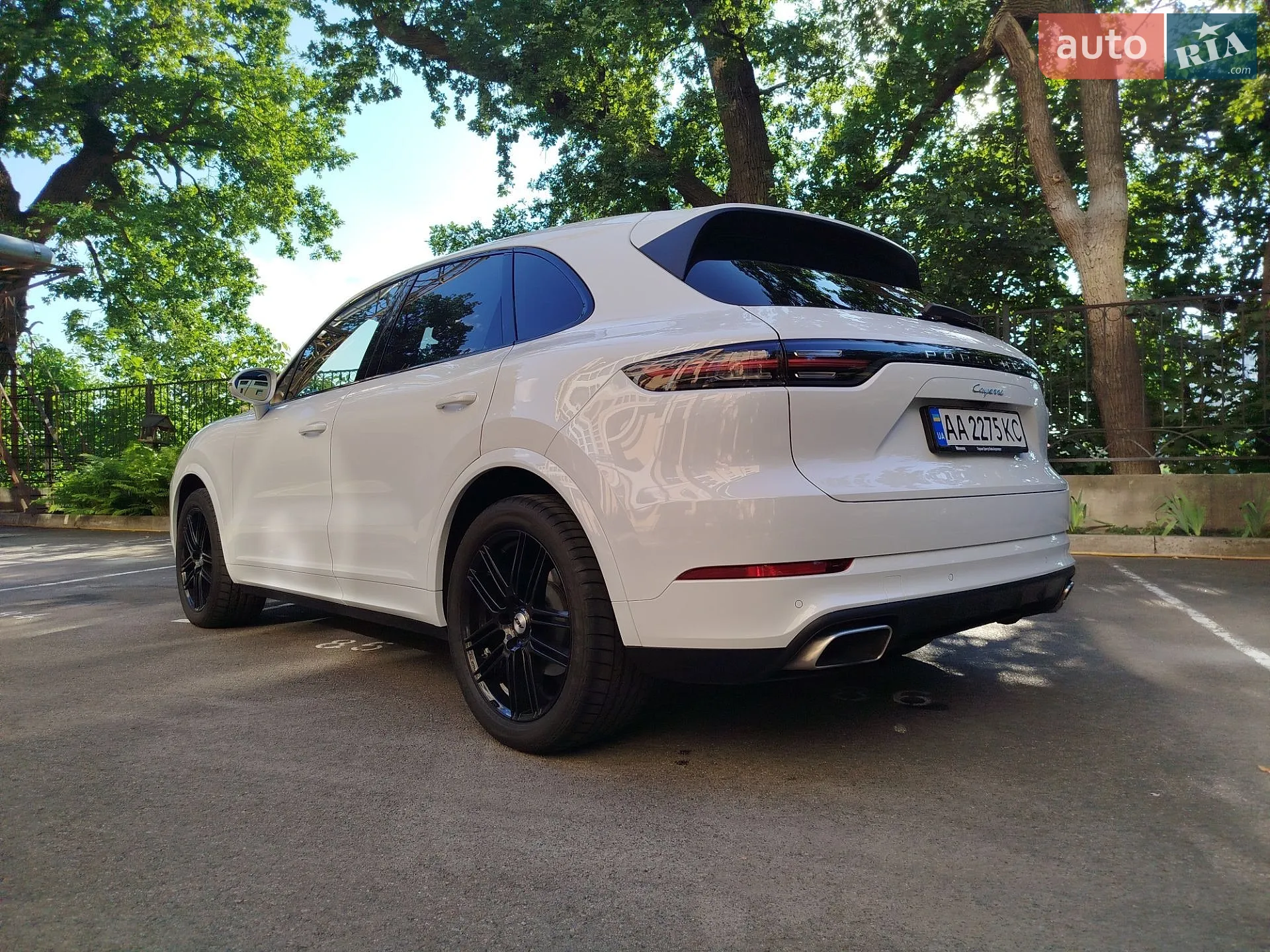 2019 Porsche Cayenne - мініатюра 8