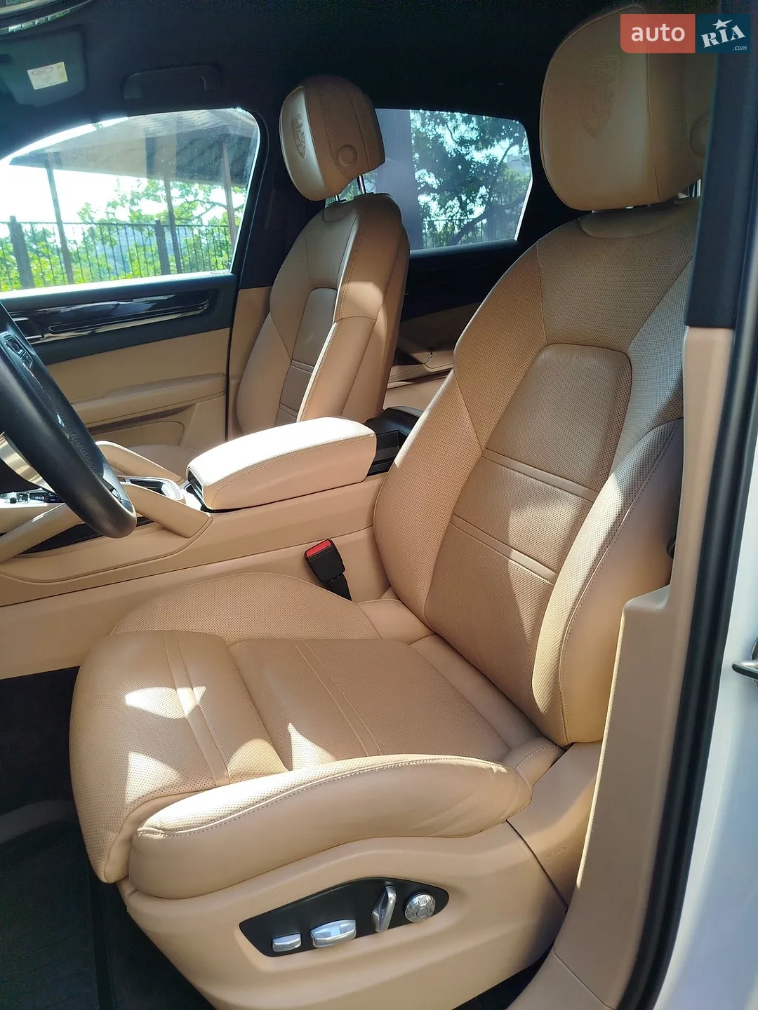 2019 Porsche Cayenne - мініатюра 29