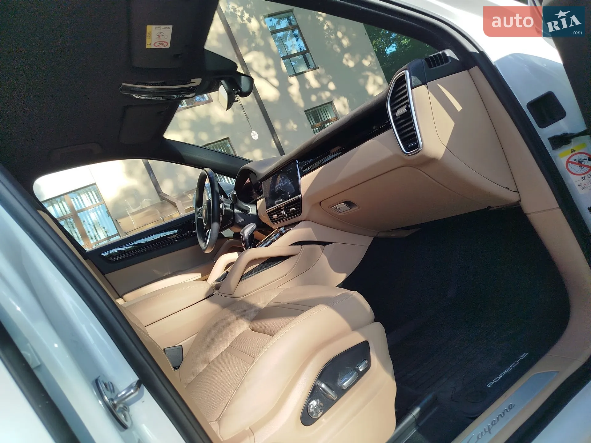 2019 Porsche Cayenne - мініатюра 37