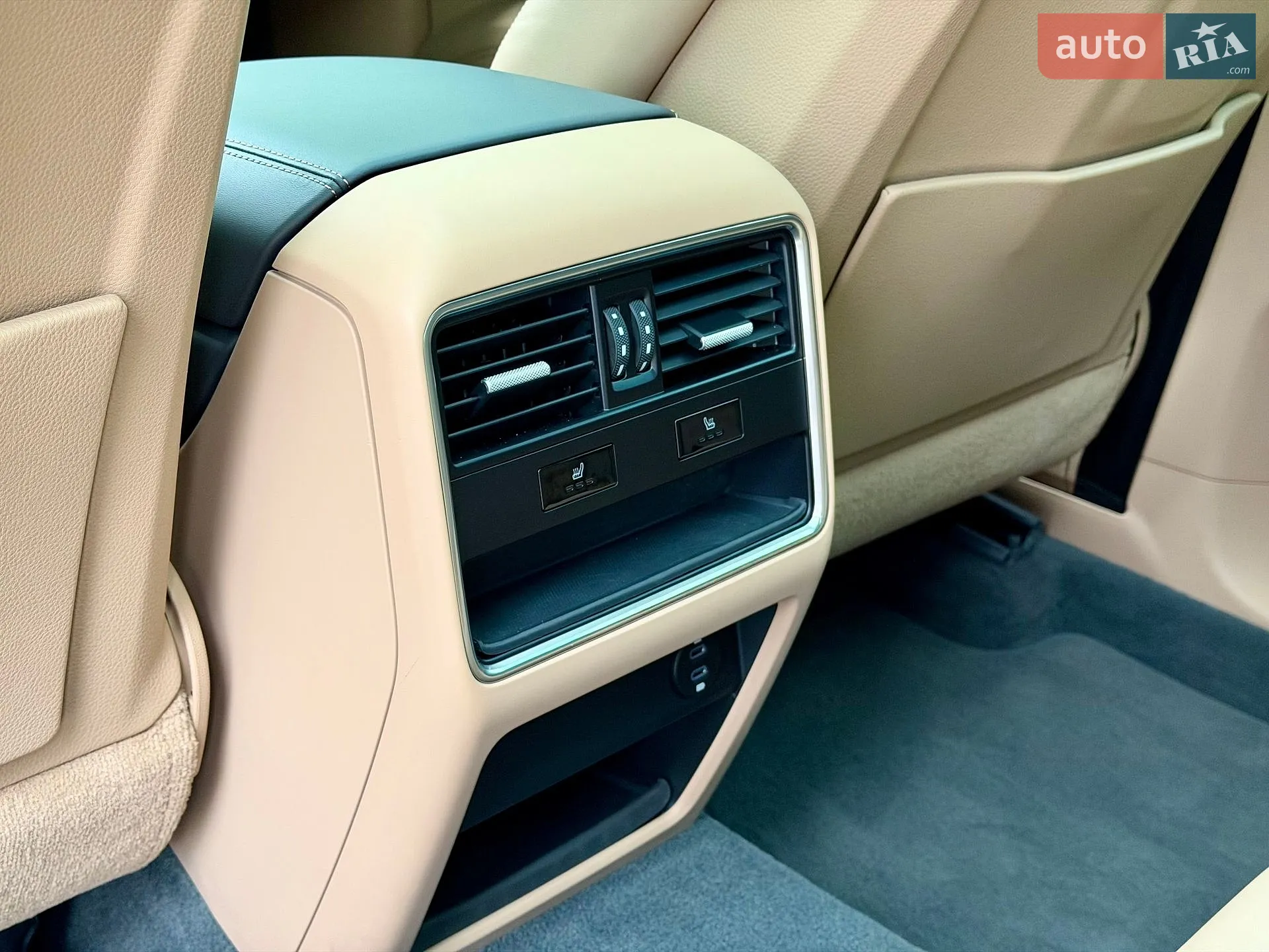2021 Porsche Cayenne Coupe - мініатюра 21