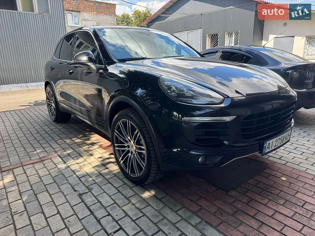 2014 Porsche Cayenne - мініатюра 28