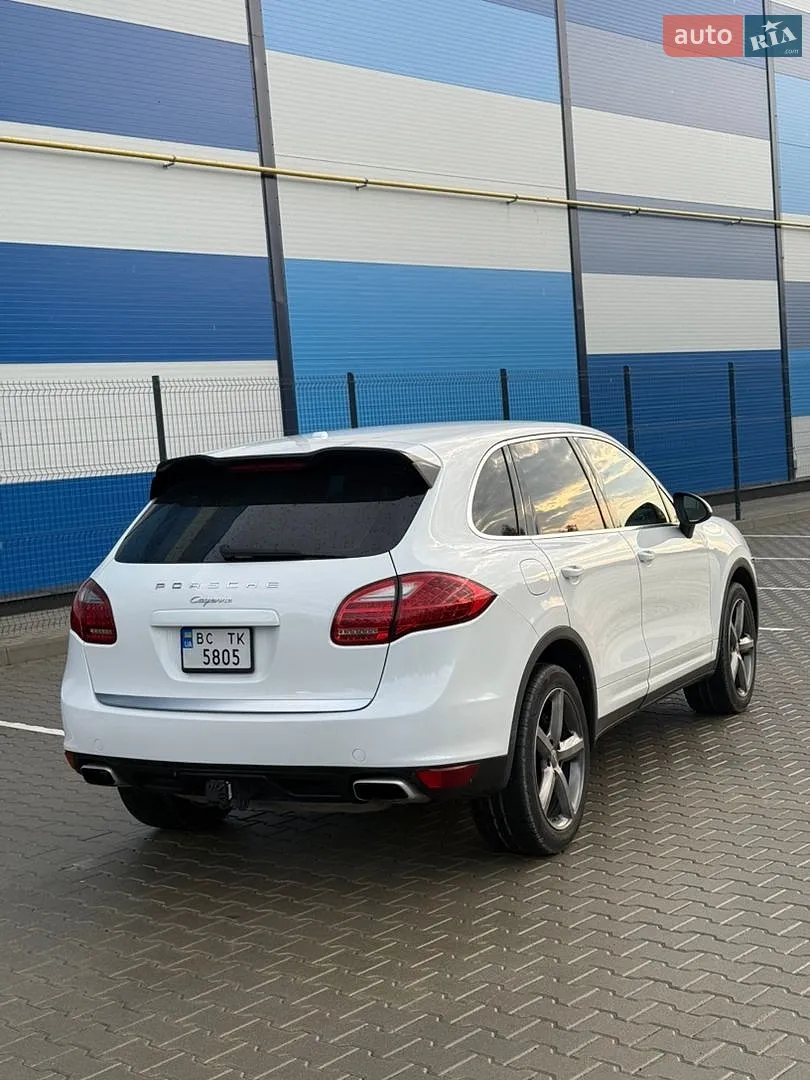 2012 Porsche Cayenne - мініатюра 7