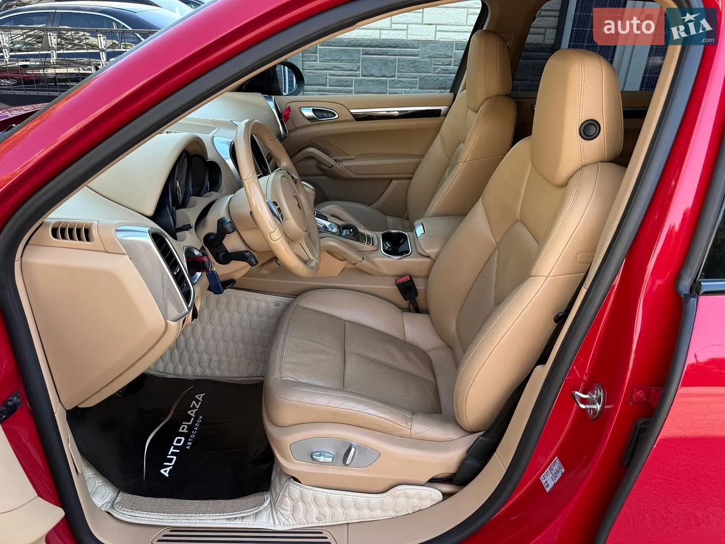 2013 Porsche Cayenne - мініатюра 24