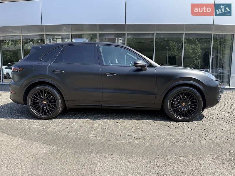 Позашляховик / Кросовер Porsche Cayenne 2022 в Дніпрі