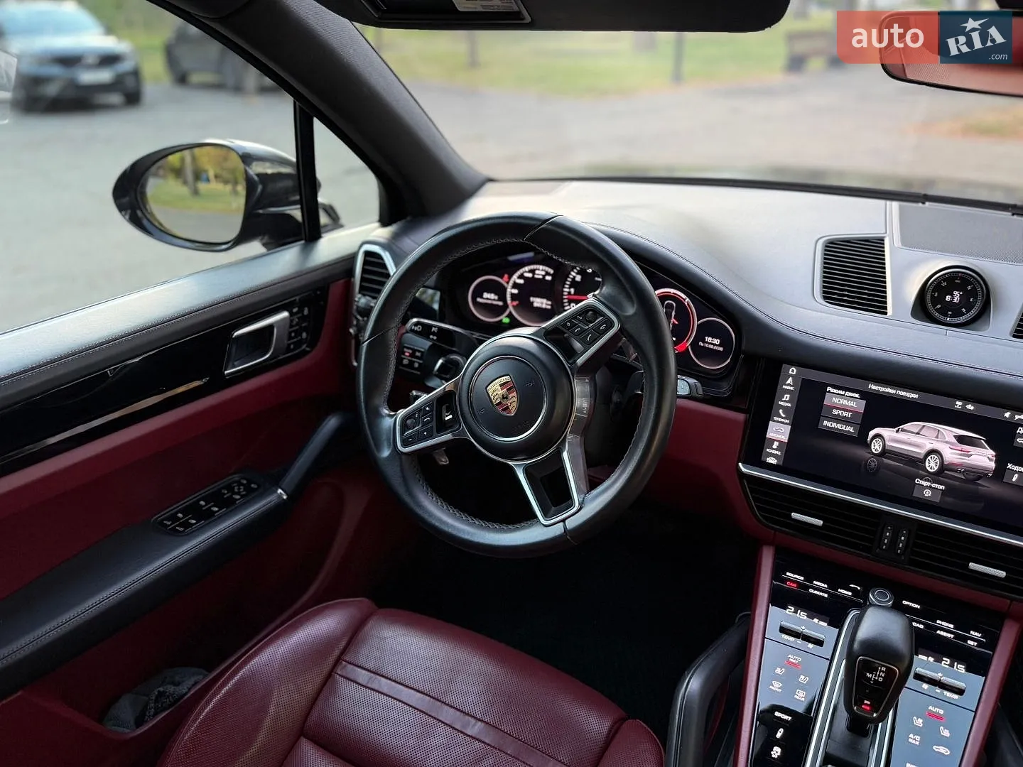 2019 Porsche Cayenne - мініатюра 32