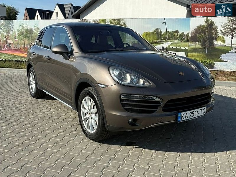 Внедорожник / Кроссовер Porsche Cayenne 2012 в Умани фото 2 Внедорожник / Кроссовер Porsche Cayenne 2012 в Умани