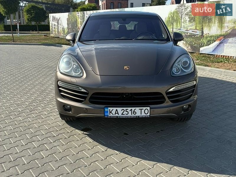 Внедорожник / Кроссовер Porsche Cayenne 2012 в Умани фото 3 Внедорожник / Кроссовер Porsche Cayenne 2012 в Умани