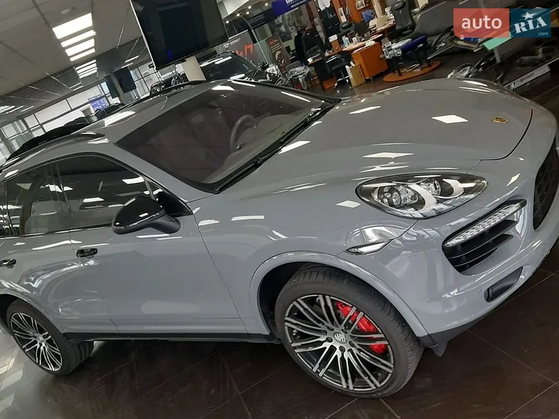 Porsche Cayenne 2011