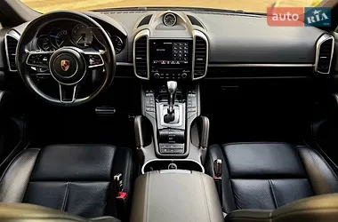 Porsche Cayenne 2017