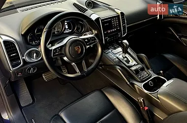 Porsche Cayenne 2017