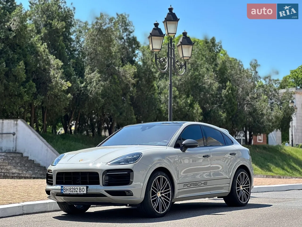 2022 Porsche Cayenne Coupe - мініатюра 76