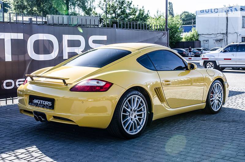 Купе Porsche Cayman 2007 в Киеве
