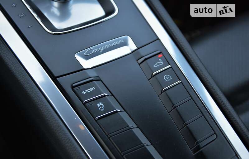 Купе Porsche Cayman 2013 в Киеве
