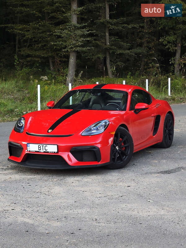 Купе Porsche Cayman 2017 в Луцке