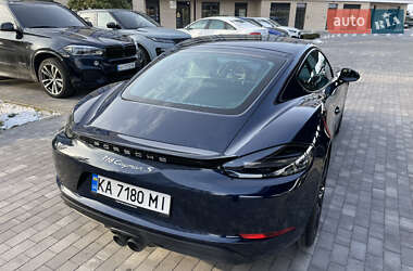 Купе Porsche Cayman 2018 в 