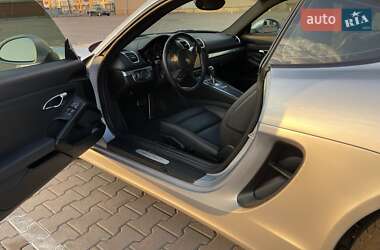 Купе Porsche Cayman 2016 в 