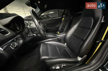 Купе Porsche Cayman 2014 в 