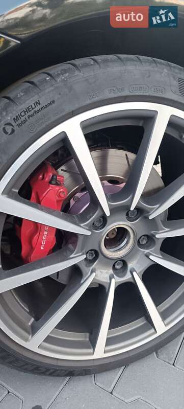 Купе Porsche Cayman 2013 в Ирпене