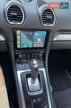 Купе Porsche Cayman 2017 в 
