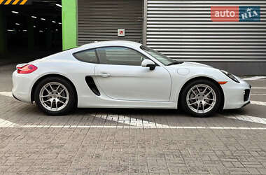 Купе Porsche Cayman 2016 в 