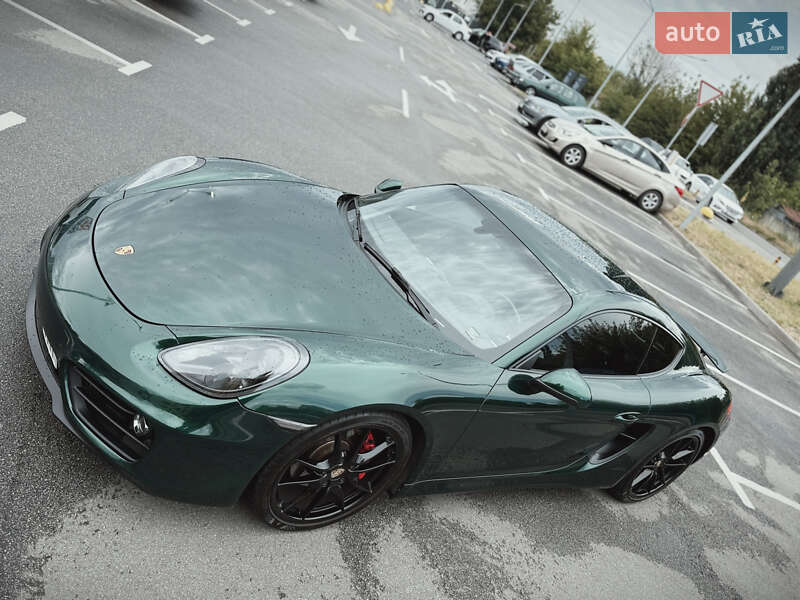 Купе Porsche Cayman 2015 в Киеве