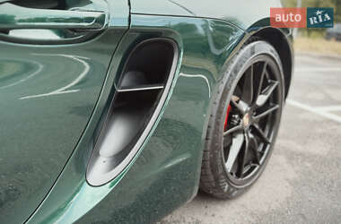 Купе Porsche Cayman 2015 в 