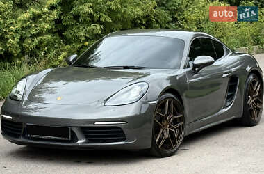 Купе Porsche Cayman 2018 в Рівному