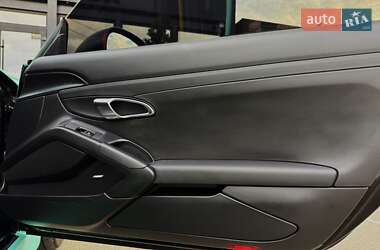 Купе Porsche Cayman 2014 в 