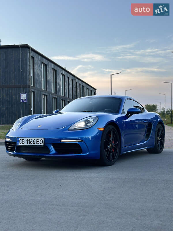 Porsche Cayman 2017