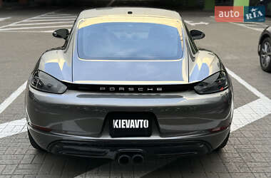 Купе Porsche Cayman 2019 в 