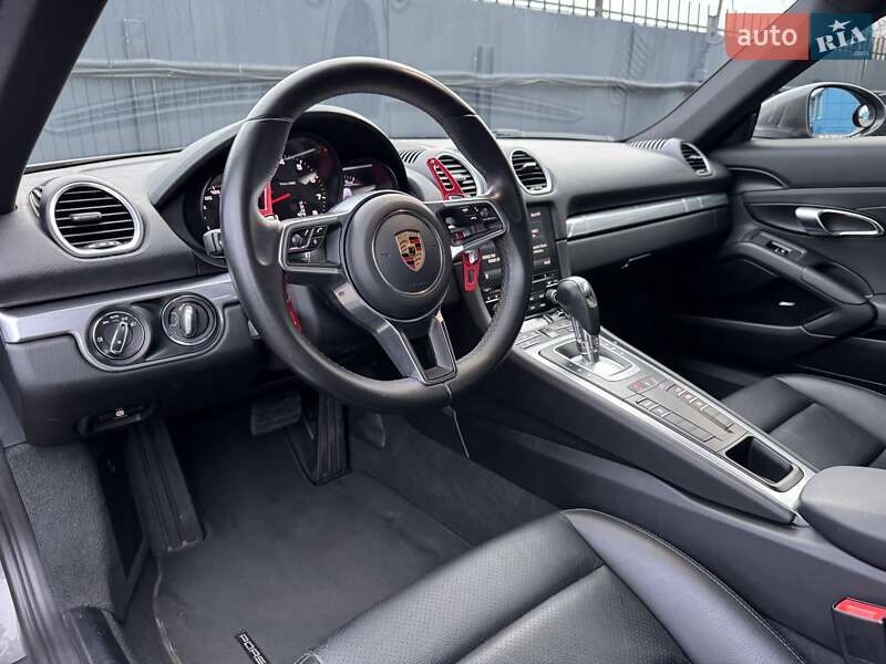 Купе Porsche Cayman 2019 в Києві фото 4 Купе Porsche Cayman 2019 в Києві