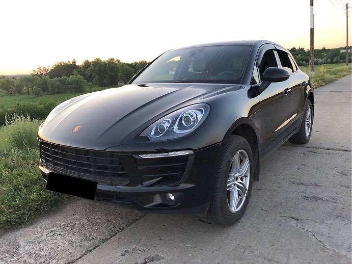 Позашляховик / Кросовер Porsche Macan 2018 в 