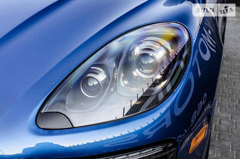 Позашляховик / Кросовер Porsche Macan 2016 в Києві