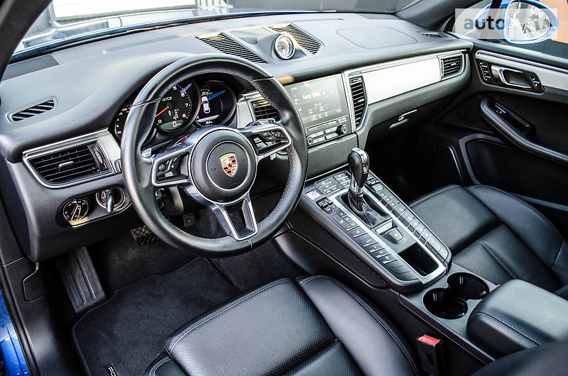 Позашляховик / Кросовер Porsche Macan 2016 в Києві