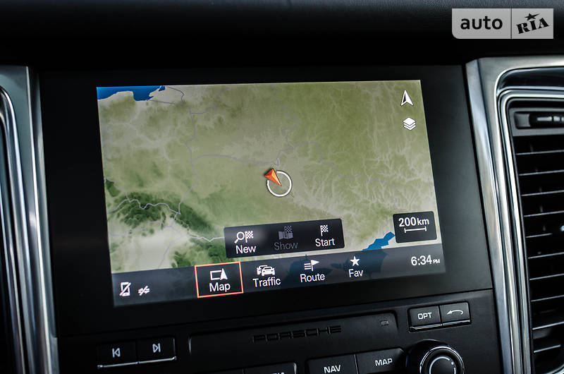 Позашляховик / Кросовер Porsche Macan 2016 в Києві