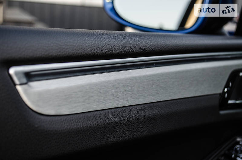 Позашляховик / Кросовер Porsche Macan 2016 в Києві