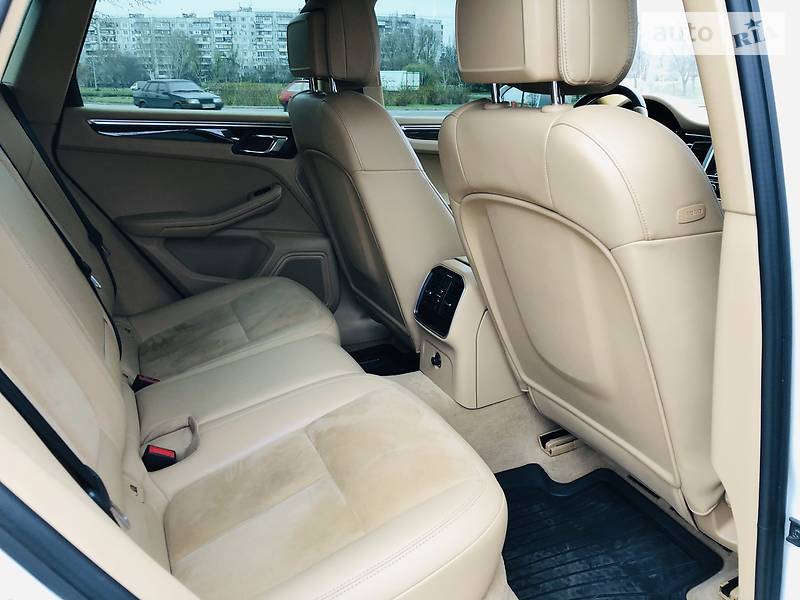 Позашляховик / Кросовер Porsche Macan 2015 в Запоріжжі фото 12 Позашляховик / Кросовер Porsche Macan 2015 в Запоріжжі