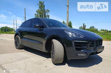 Внедорожник / Кроссовер Porsche Macan 2016 в Киеве