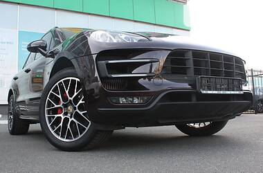 Позашляховик / Кросовер Porsche Macan 2015 в 