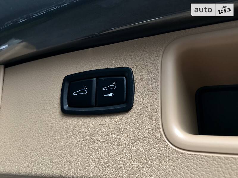 Позашляховик / Кросовер Porsche Macan 2015 в Києві фото 41 Позашляховик / Кросовер Porsche Macan 2015 в Києві