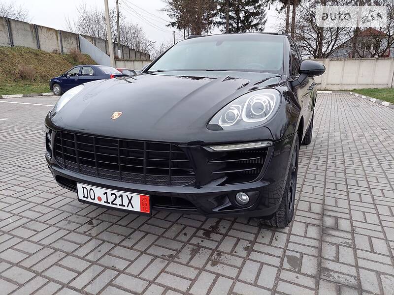 Внедорожник / Кроссовер Porsche Macan 2015 в Тернополе