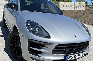 Внедорожник / Кроссовер Porsche Macan 2017 в Тернополе