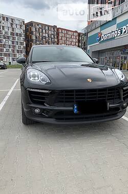 Позашляховик / Кросовер Porsche Macan 2017 в Києві