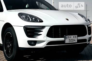 Позашляховик / Кросовер Porsche Macan 2015 в Запоріжжі