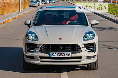 Позашляховик / Кросовер Porsche Macan 2019 в Києві