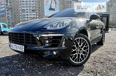 Внедорожник / Кроссовер Porsche Macan 2015 в Киеве