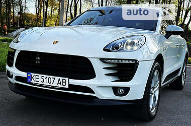 Внедорожник / Кроссовер Porsche Macan 2014 в 