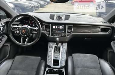 Внедорожник / Кроссовер Porsche Macan 2016 в 